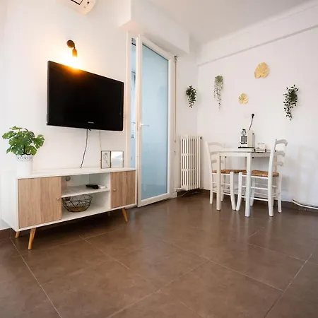 Bleu Azur * ז'ואן-לה-פינס